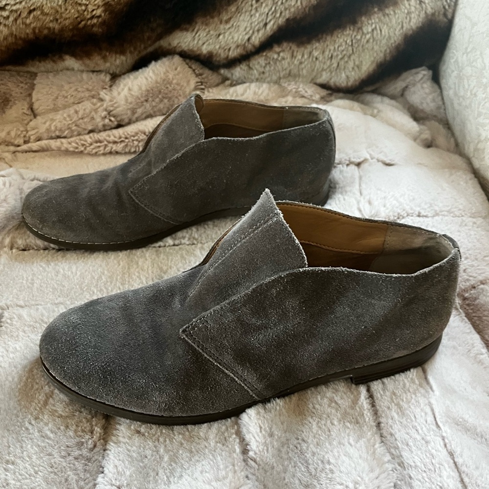 Franco Sarto Pieta Women’s Gray Suede Leather Slip On Flats Loafers Shoes - 8.5
